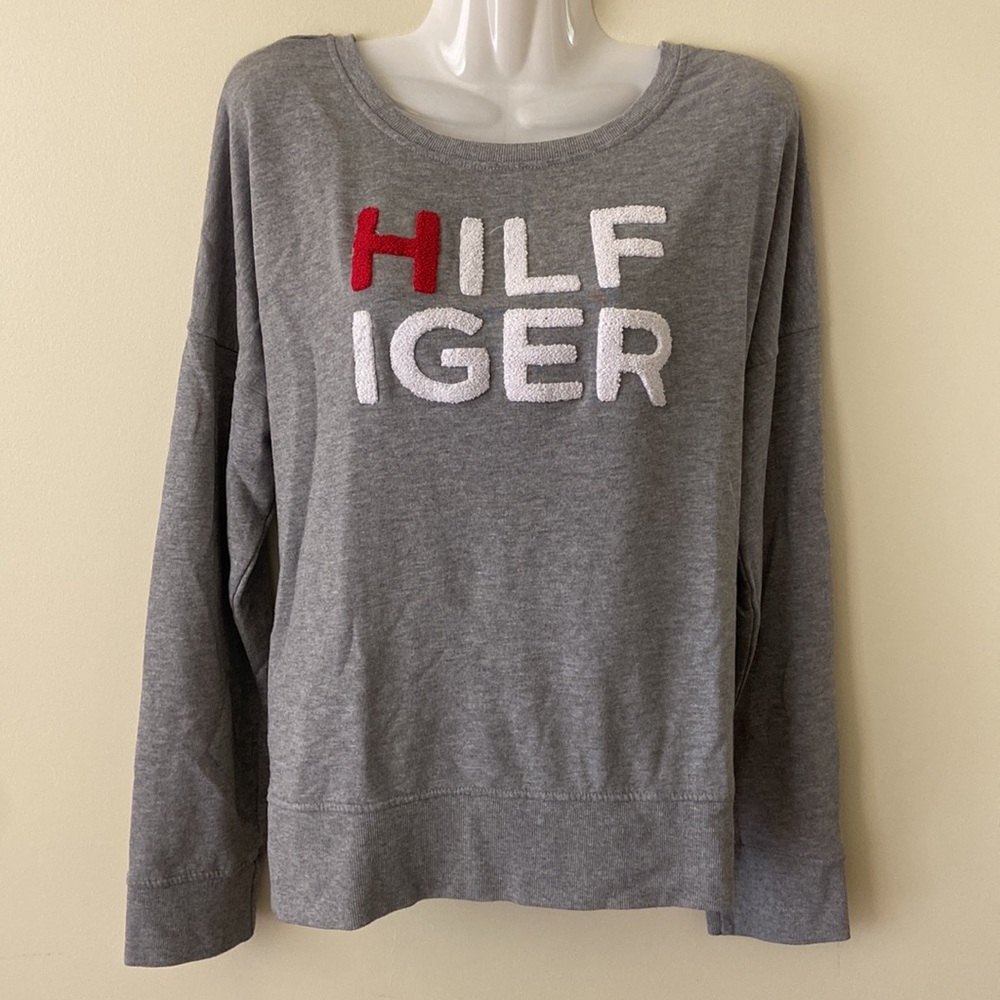 🌸2 for $15, 3 for $20🌸 Hilfiger Sweatshirt women grey L